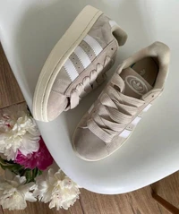 Tênis Adidas Campus 00s Bege