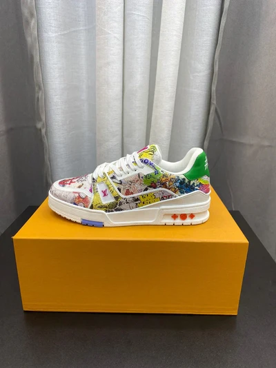 LV *Trainer