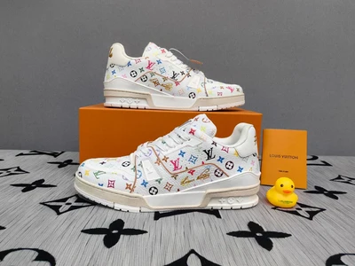 LV *Trainer - Takashi Murakami White