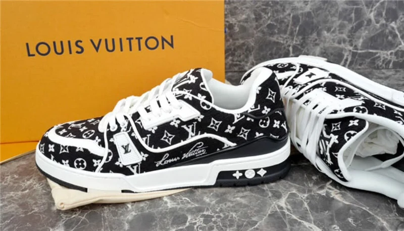 LV Trainer Black Monogram Textile