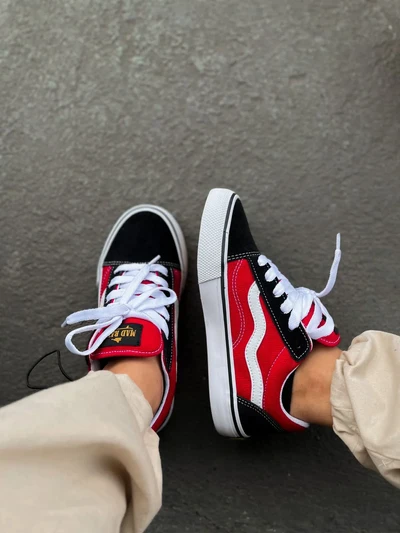 Tenis Mad Rats Preto/Vermelho Old School