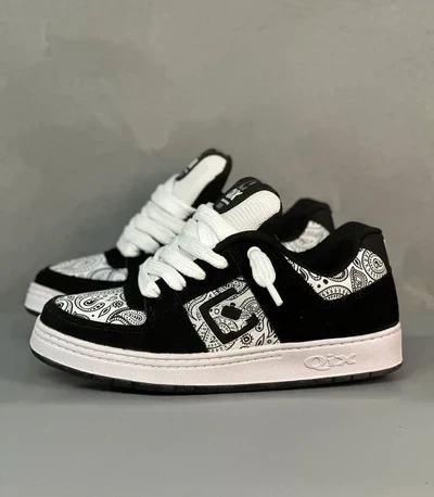Qix 90s OG Branco/Preto