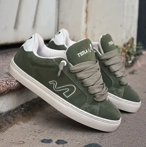 Tesla Hertz Olive