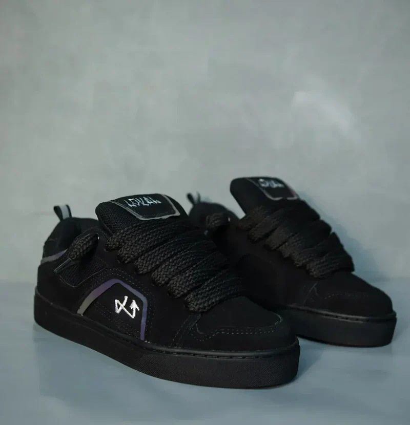 Tesla x Lokal Big All Black 01