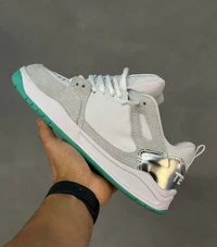 Tesla Nine White/Tiffany
