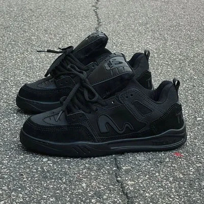 Tesla Nine All Black