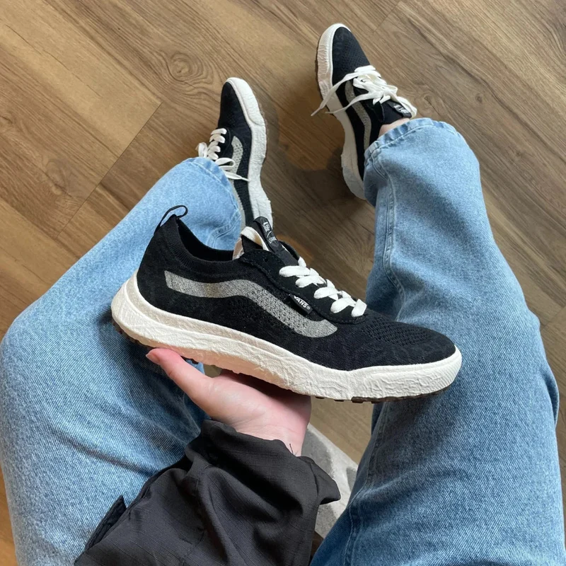 Vans Ultrarange VR3 Black Marshmallow