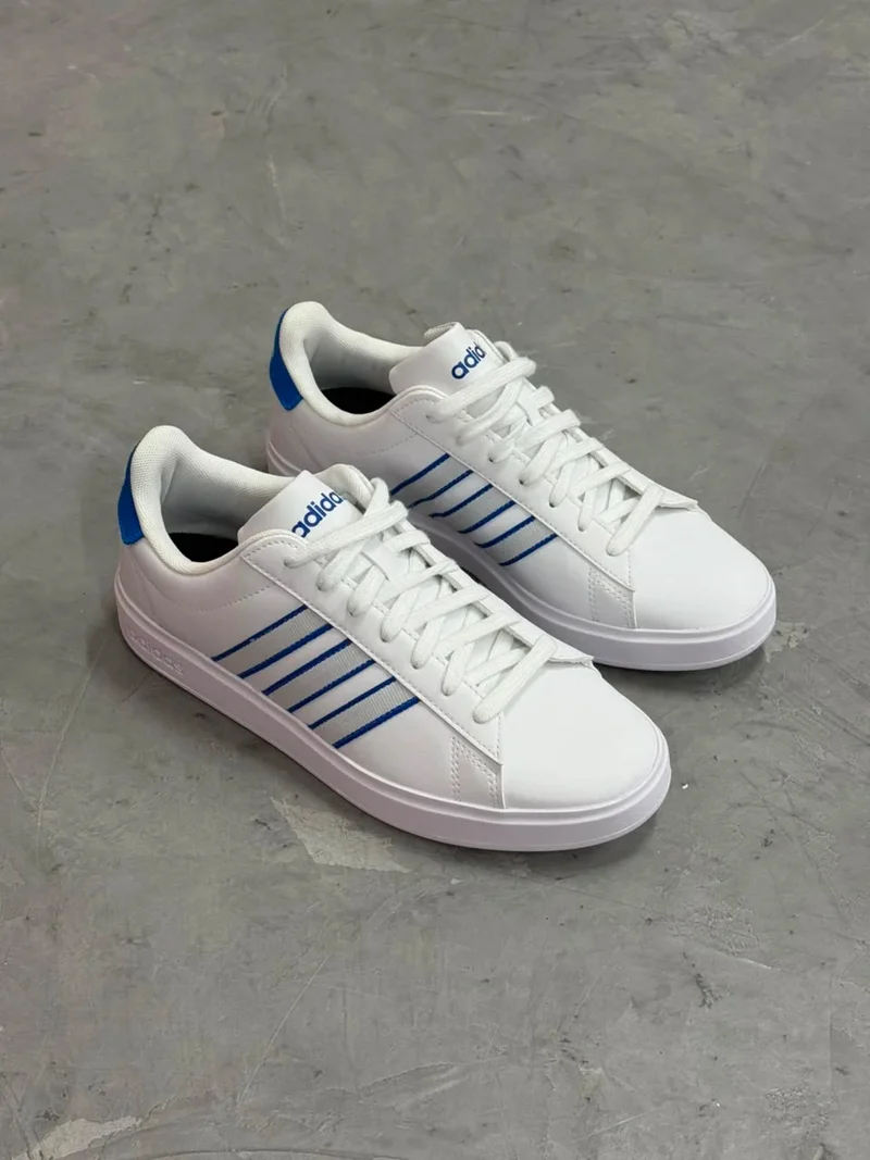 TÊNIS ADIDAS GRAND COURT 2.0 (BRANCO/AZUL)