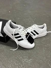 TÊNIS ADIDAS GRAND COURT 2.0 (BRANCO / PRETO)