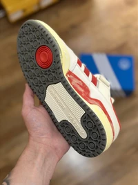 ADIDAS FORUM 84 LOW AEC (vermelho)