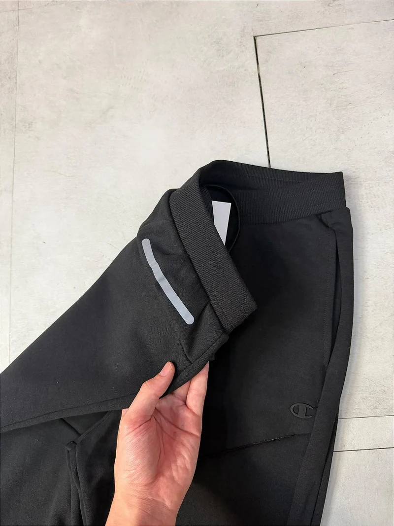 CALÇA MOLETOM TECH CHAMPION “Diagonal Zip”