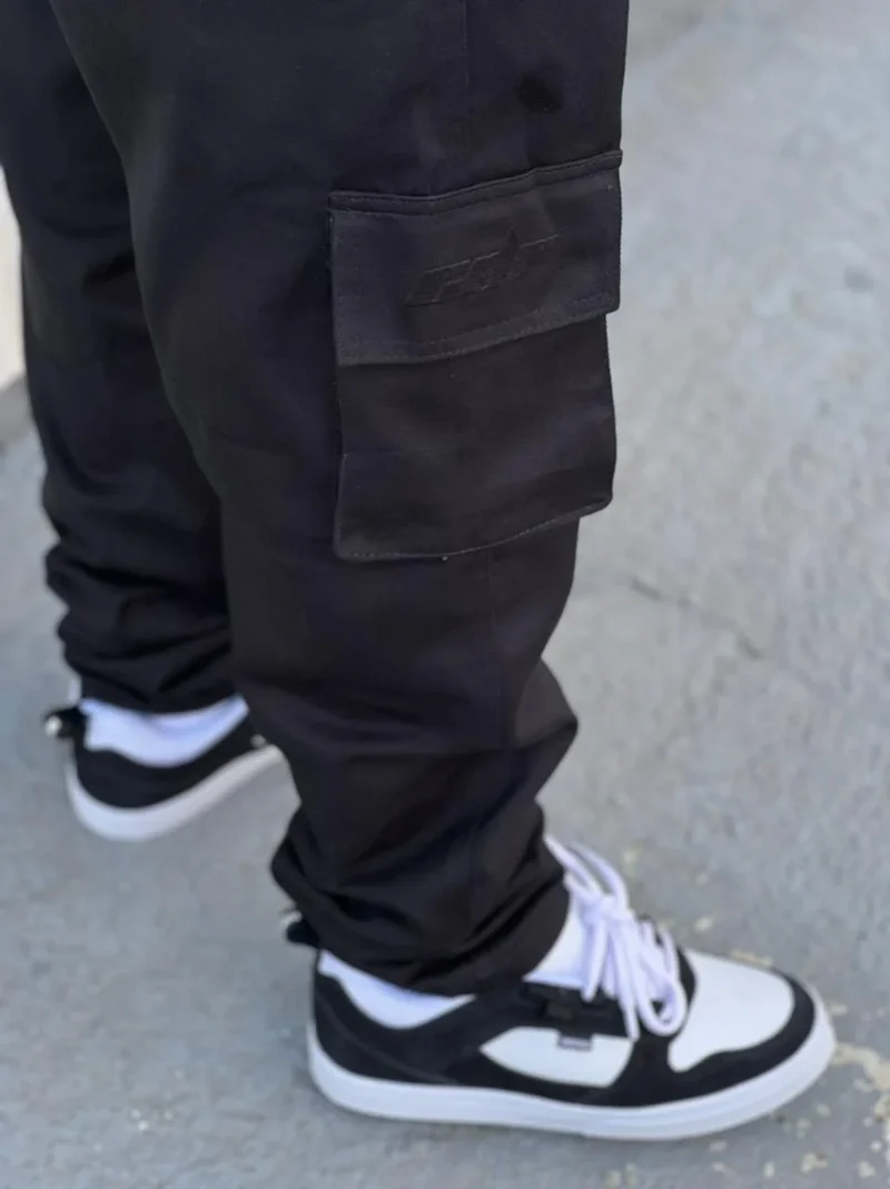 CALÇA CARGO 2.0 PRETA (sarja premium)